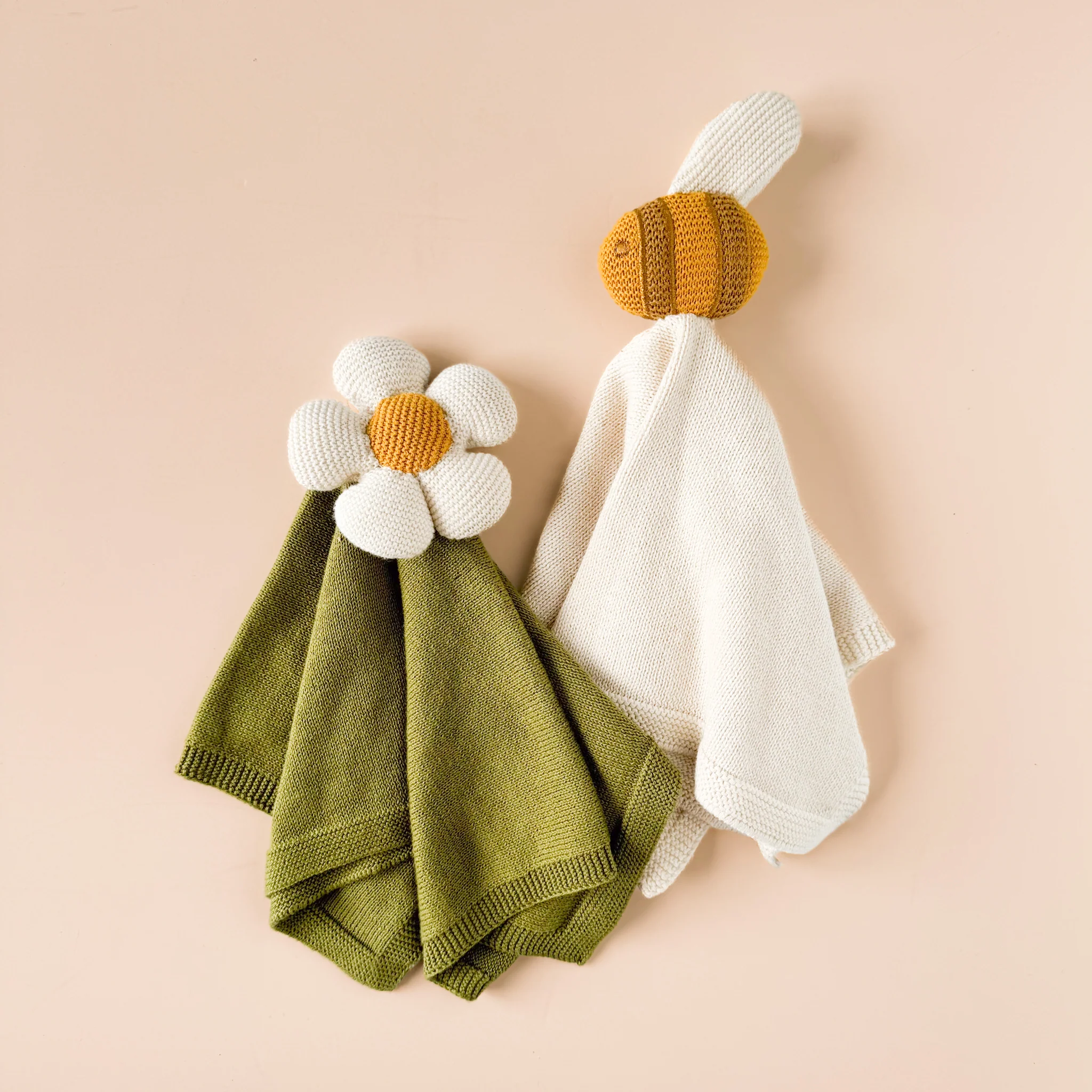 Organic Cotton Flower Lovey - Image 4